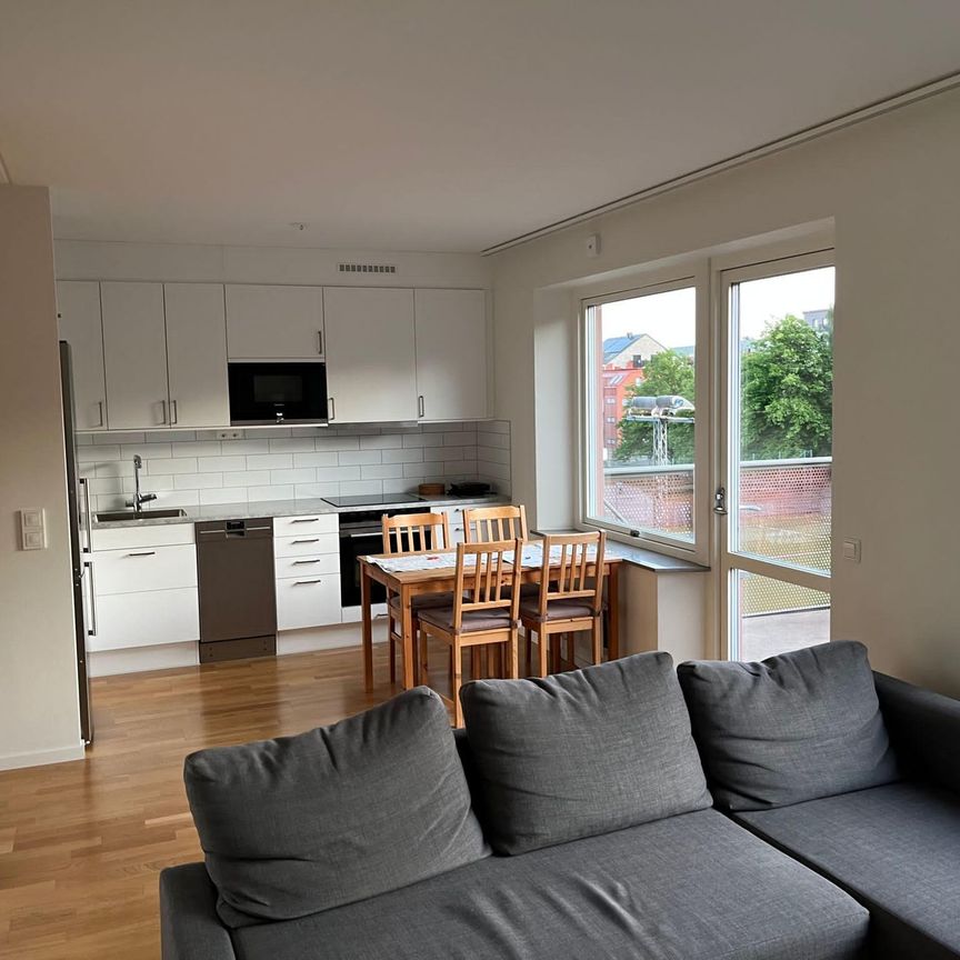 Svängrumsgatan, Västra Frölunda - Photo 1