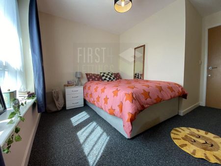 2 bedroom flat to rent - Photo 3