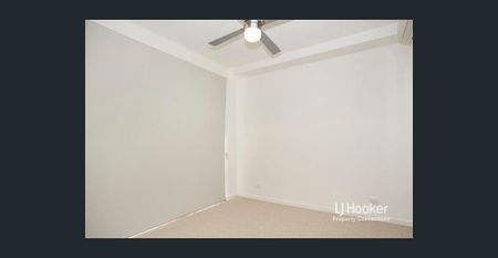 Modern Living in the Heart of Chermside - Photo 3