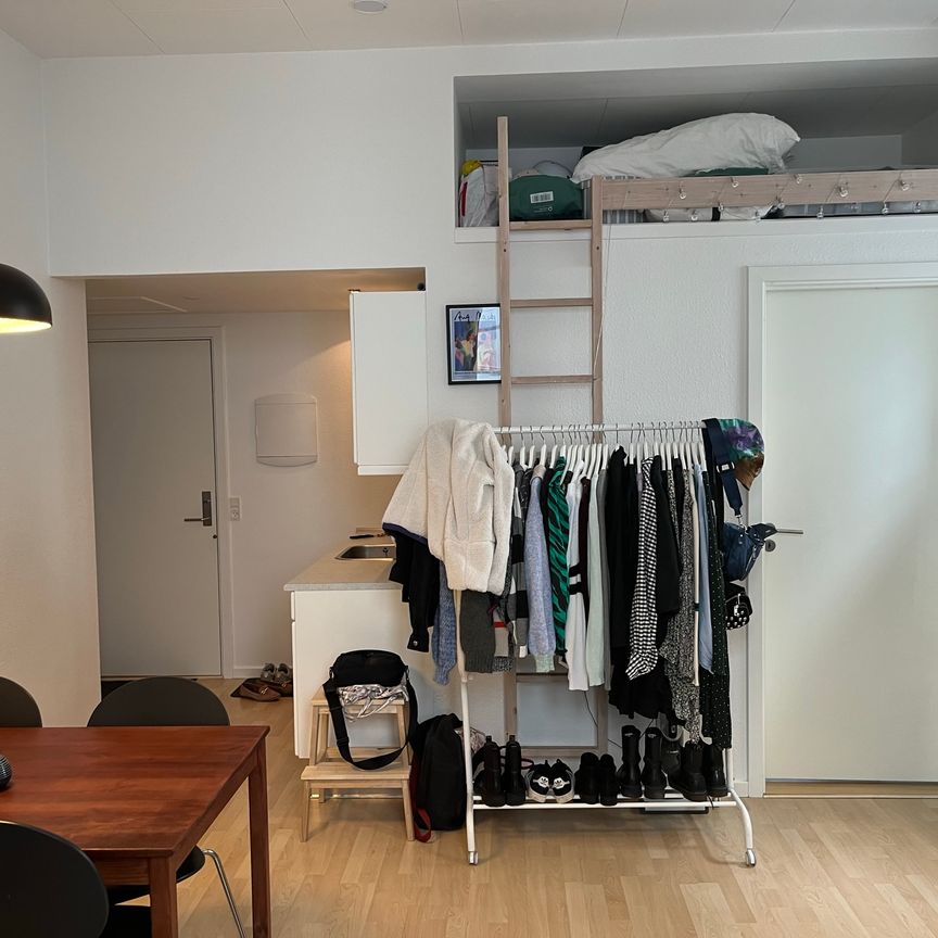 Centralt beliggende 1-værelses lejlighed i Aalborg - Photo 1