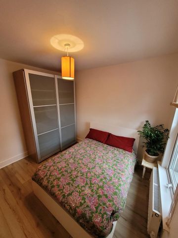 2 Bed Flat, Steele Road, E11 - Photo 2