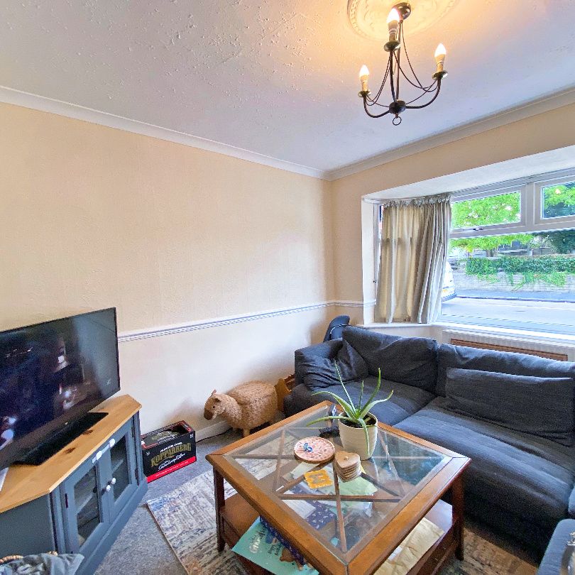 Lower Newport Road, Aldershot, Hampshire, GU12 - Photo 1