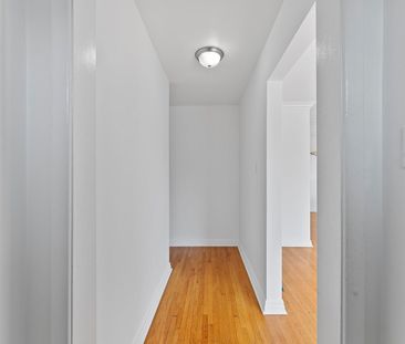 For Lease - 379 Tamarack Circle Unit# MAIN, Oakville, Ontario - Photo 1