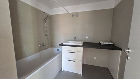 Moderne 2-Zimmer-Wohnung mit 2 kleinen Balkonen - Hochwertige Ausstattung und ausgezeichnetes Raumkonzept - Südseitige Ausrichtung - Foto 5