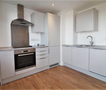 2 bedroom flat to rent - Photo 5