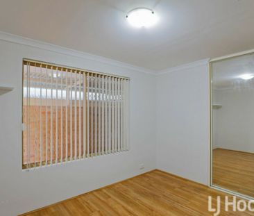 Fabulous Family Home in Dudley Park - Photo 6