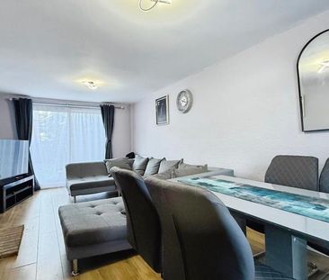 3 bedroom terraced house to rent - Photo 6