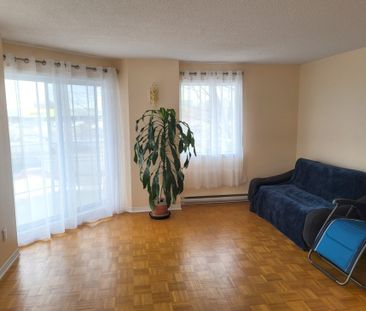 7200 Boul. des Galeries-d'Anjou, app.210, H1M 3X2, H1M 3X2, Montréal - Photo 1