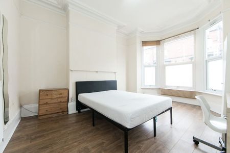 Norwood Road, Hyde Park, Leeds - Photo 4