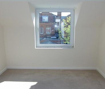 1 bedroom retirement property to rent - Photo 3