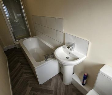 2 bedroom house to rent - Photo 1