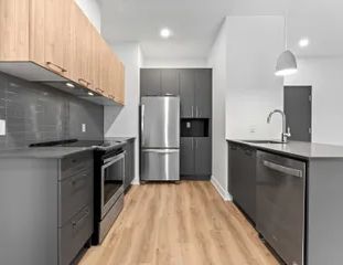 1 room apartment of 106m² in Laval - Photo 1