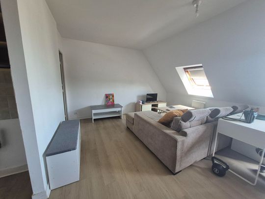 Location Appartement 3 pièces 56m² COMBOURG 35270 - Photo 1