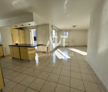 Location Appartement 3 pièces 77m² GRENOBLE 38100 - Photo 4