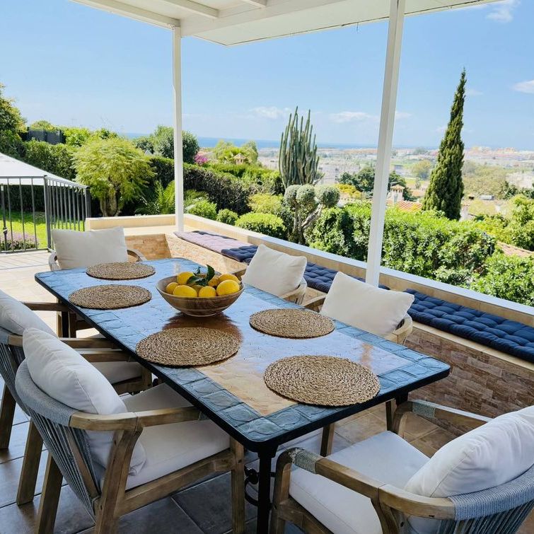 3 bedroom luxury Villa for rent in Nueva Andalucia, Spain - Photo 1