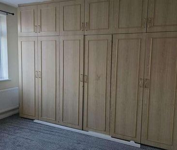 Livingstone Road, Southall, UB1 - Photo 1