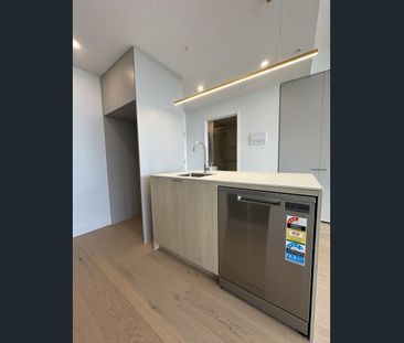 New 2 Bedroom Apartment With Water Views! - Photo 4