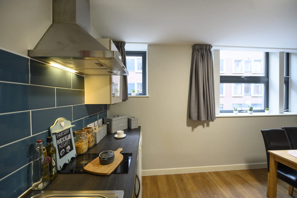 2 bedroom apartment to rent - Photo 1