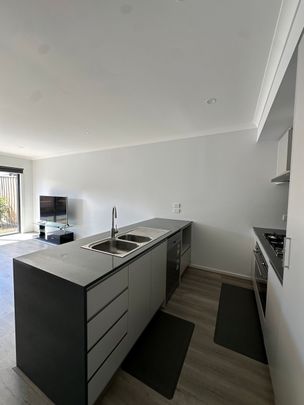 For private inspections please email catie@sweeneyea.com.au. - Photo 1