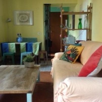 Trastevere-Terrace: 45sqm. Charming studio loft. Entrance, living room, separate kitchen, renovated bath, sleeping loft, large private terrace. Sunny, silent. Ref. 692 - Photo 1