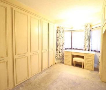 Grange Hill, Edgware, HA8 - Photo 3