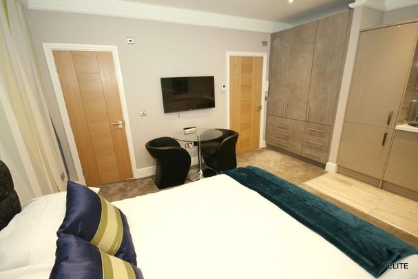 Studio to rent - Photo 1