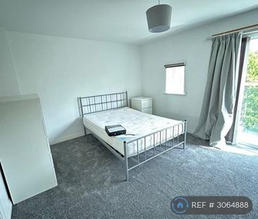 4 bedroom terraced house to rent - Photo 5