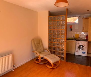 7 St Judes Square, Belfast, BT7 2WA - Photo 5