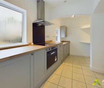 2 bedroom semi-detached house to rent - Photo 4