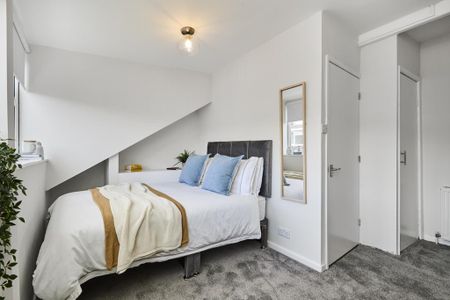 2 bedroom terraced house to rent - Photo 3