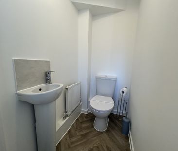 Cranbrook, Exeter - Photo 3