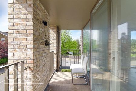 2 bedroom apartment to rent - Photo 4