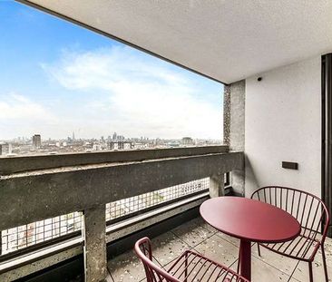 Brand new 2 bedroom, 1 bathroom split level apartment to rent in th... - Photo 1