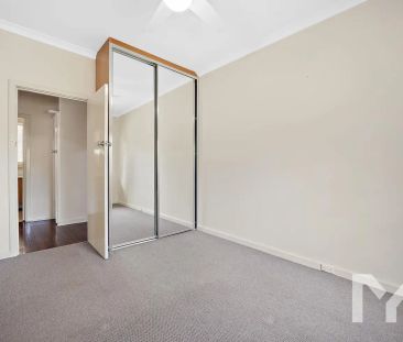 18 Romeo Road, Coolbellup WA 6163 - Photo 6