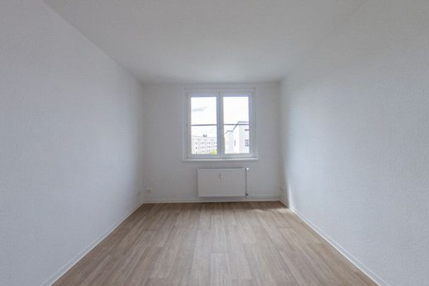 Willkommen in Ihrer neuen Wohnung mit Einbauküche! - Foto 1