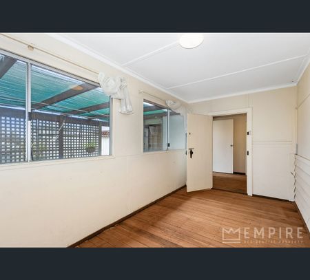 60 Crowther Street, Bayswater, WA 6053 - Photo 4