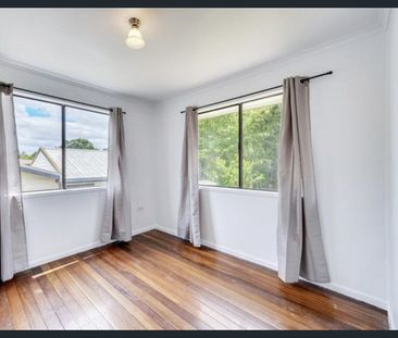 3 Bedroom Home in Ellen Grove - Photo 5