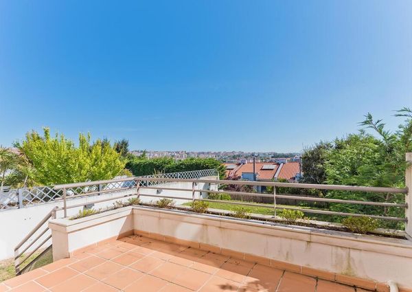 3 Bedroom House with a view, Oeiras Golf Residence, Oeiras