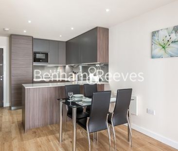 Studio flat to rent in Boulevard Drive, Colindale, NW9 - Photo 3