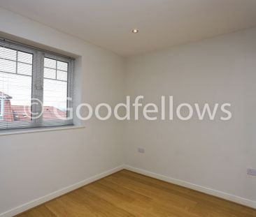 Assembly House, Morden, SM4 - Photo 5