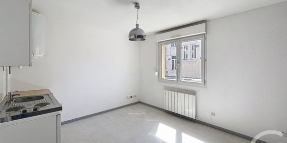 Location Appartement 1 pièce 18m² CLERMONT FERRAND 63000 - Photo 3