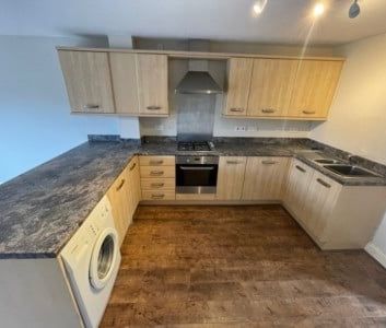 4 Bed Terraced House, Humber Road, CV3 - Photo 1