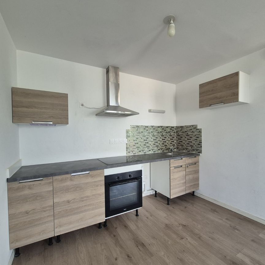 Location Appartement 2 pièces 45m² LILLE 59000 - Photo 1