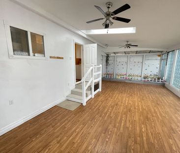 11888 221 Street apartment — Maple Ridge, BC (3-Bedroom) - 3 Bedroom - Photo 2