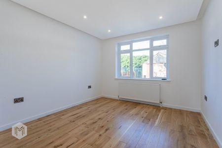 Booths Hall Grove, Worsley, M28 - Photo 3