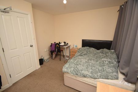 5 bedroom house to rent - Photo 3