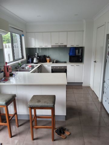 Strathpine - Photo 2
