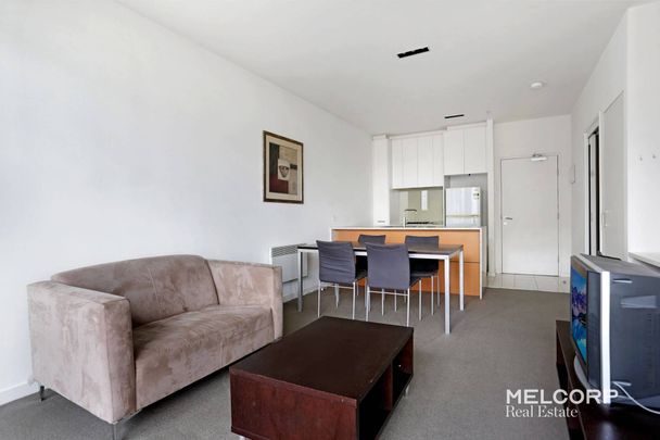 2 BEDROOM APARTMENT WITH CITY VIEWS AT MILANO - FURNISHED - Photo 1