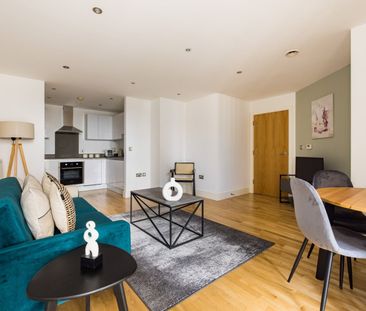 1 Bed Flat, Dowells St, SE10 - Photo 1