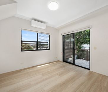 5/15 Dorchester Street, South Brisbane QLD 4101 - Townhouse For Ren... - Photo 6
